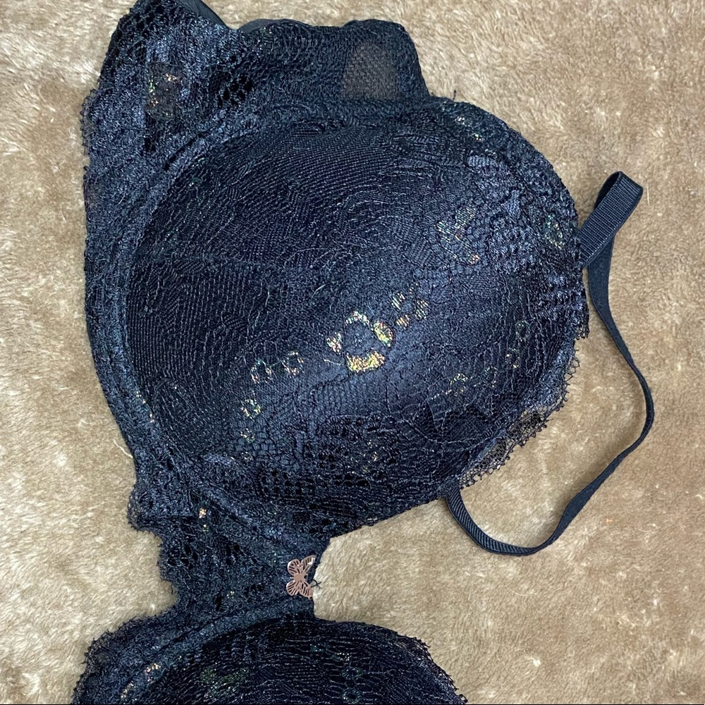 Bra - Picture 2 of 5